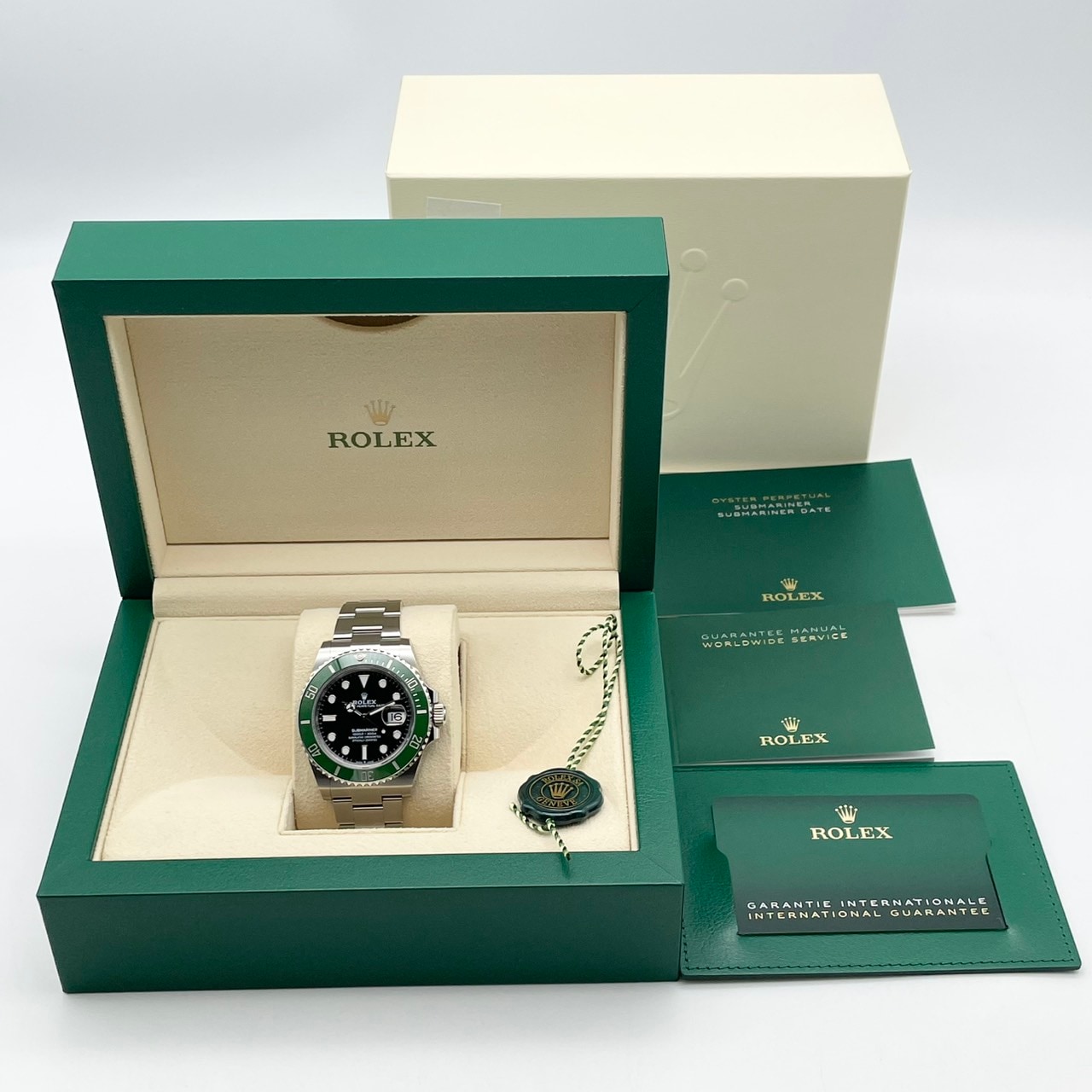 ロレックス サブマリーナ デイト 126610LV ブラック 41mm