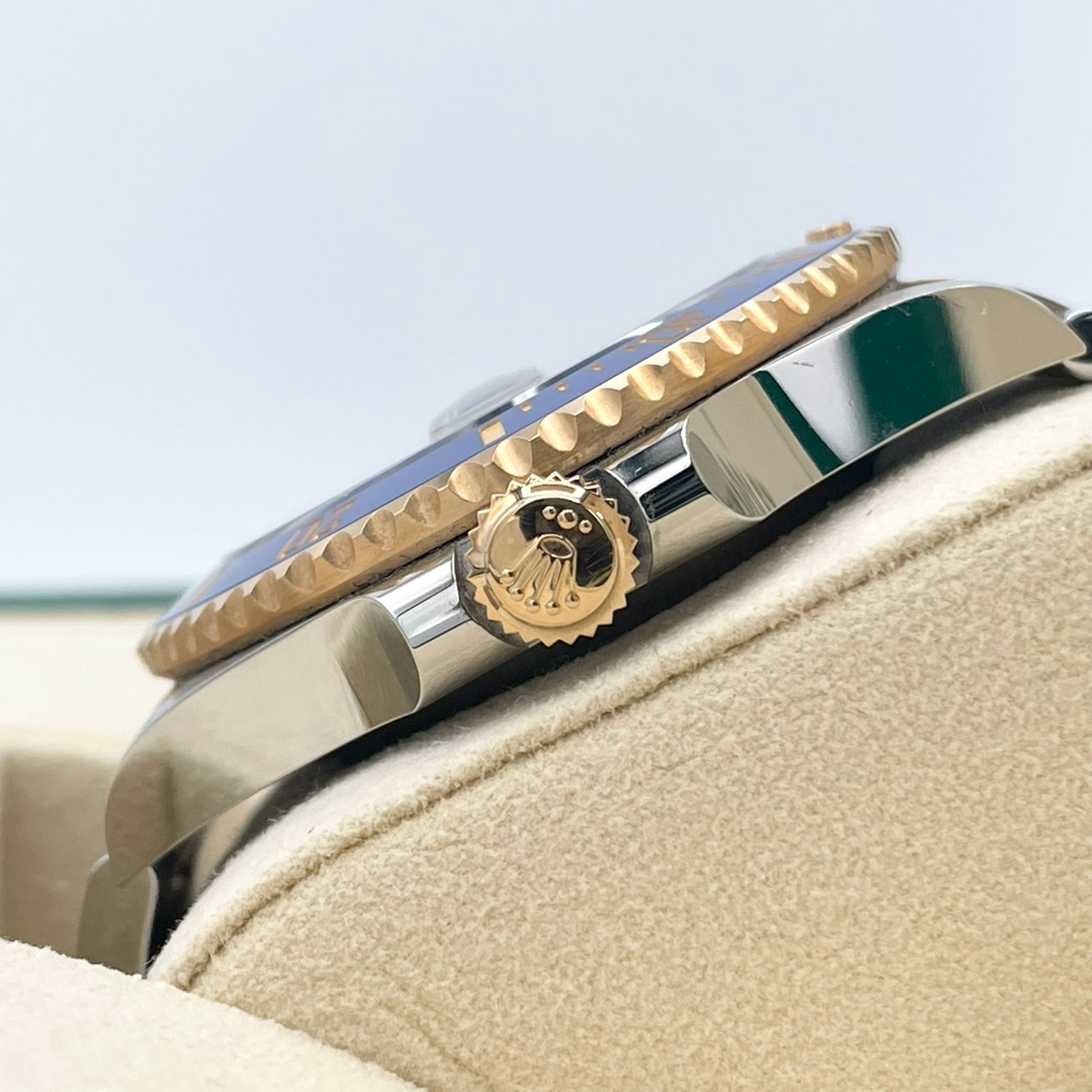 【定価以下】ロレックス サブマリーナーデイト 126613LB ロイヤルブルー 41mm
