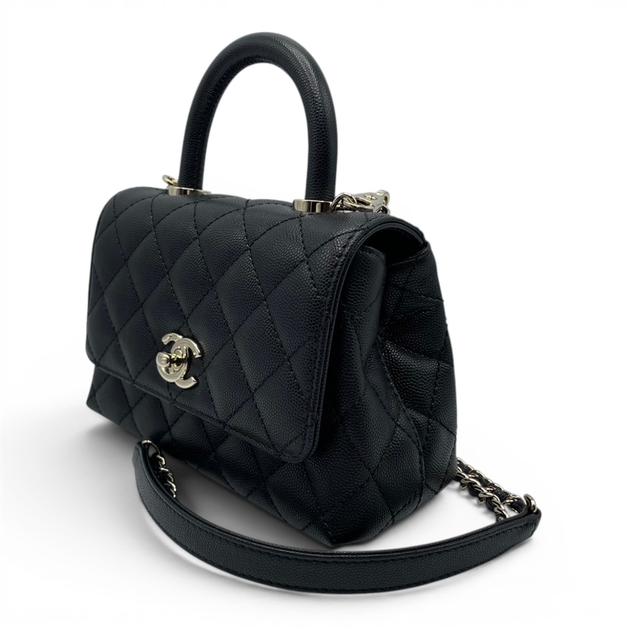 【極美品 付属品完備】【CHANEL】 パース キャビアスキン ブラック シャネル ココハンドル W19 ブラック キャビアスキン ゴールド金具