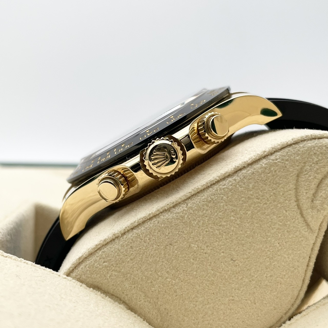 ロレックス デイトナ 116518LN ブラック イエローゴールド オイスターフレックス 40mm