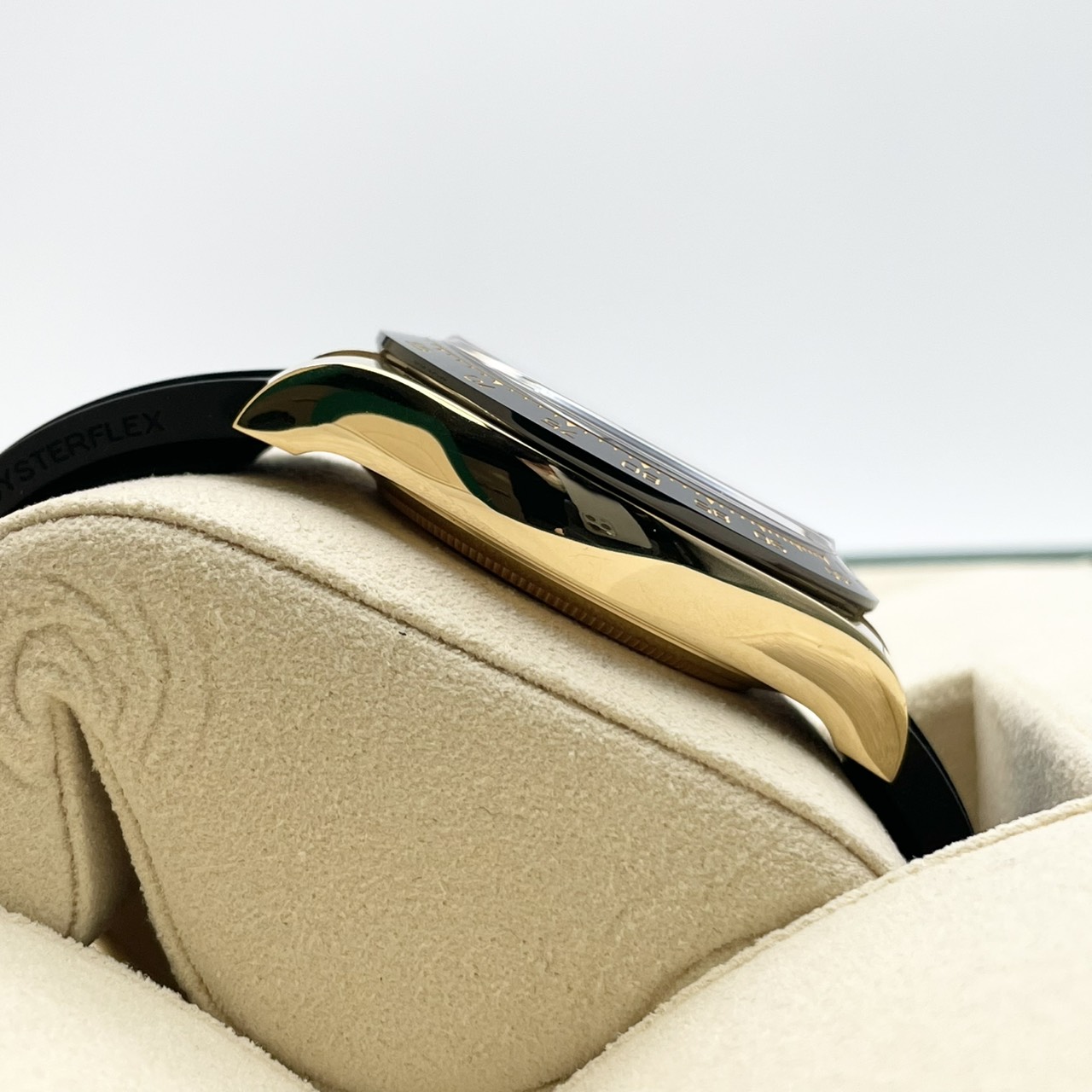 ロレックス デイトナ 116518LN ブラック イエローゴールド オイスターフレックス 40mm