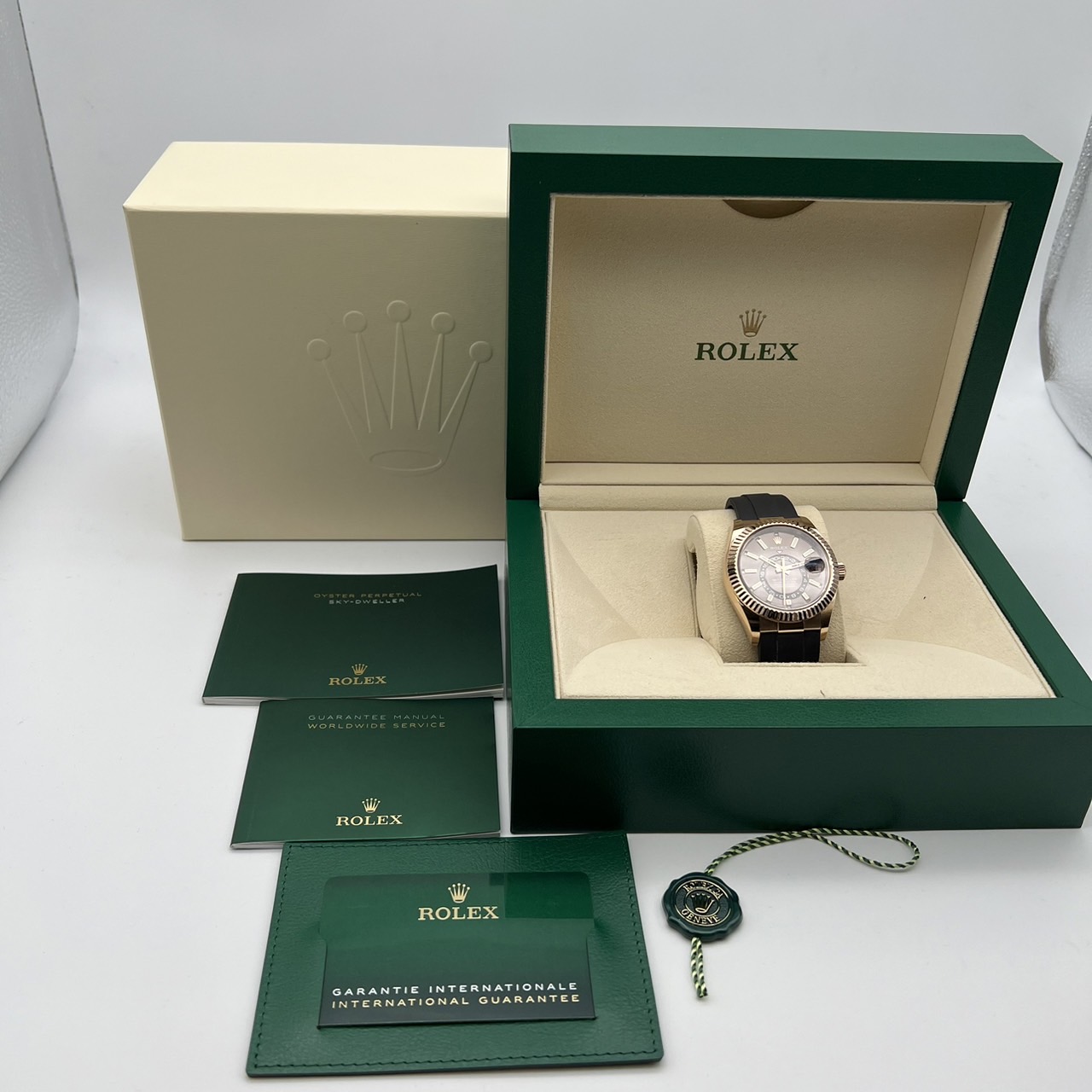ロレックス スカイドゥエラー 326235 チョコレート42mm