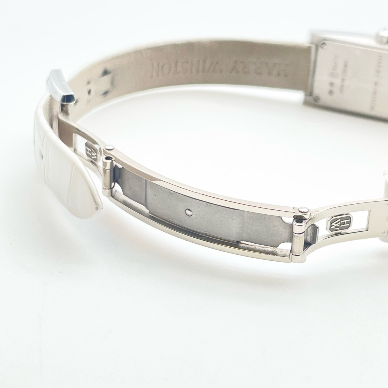 【定価4,037,000円！】 ハリーウィンストン アヴェニューC  ミニ・ スモールセコンド  ホワイト マザー・オブ・パール  AVCQSS16WW001