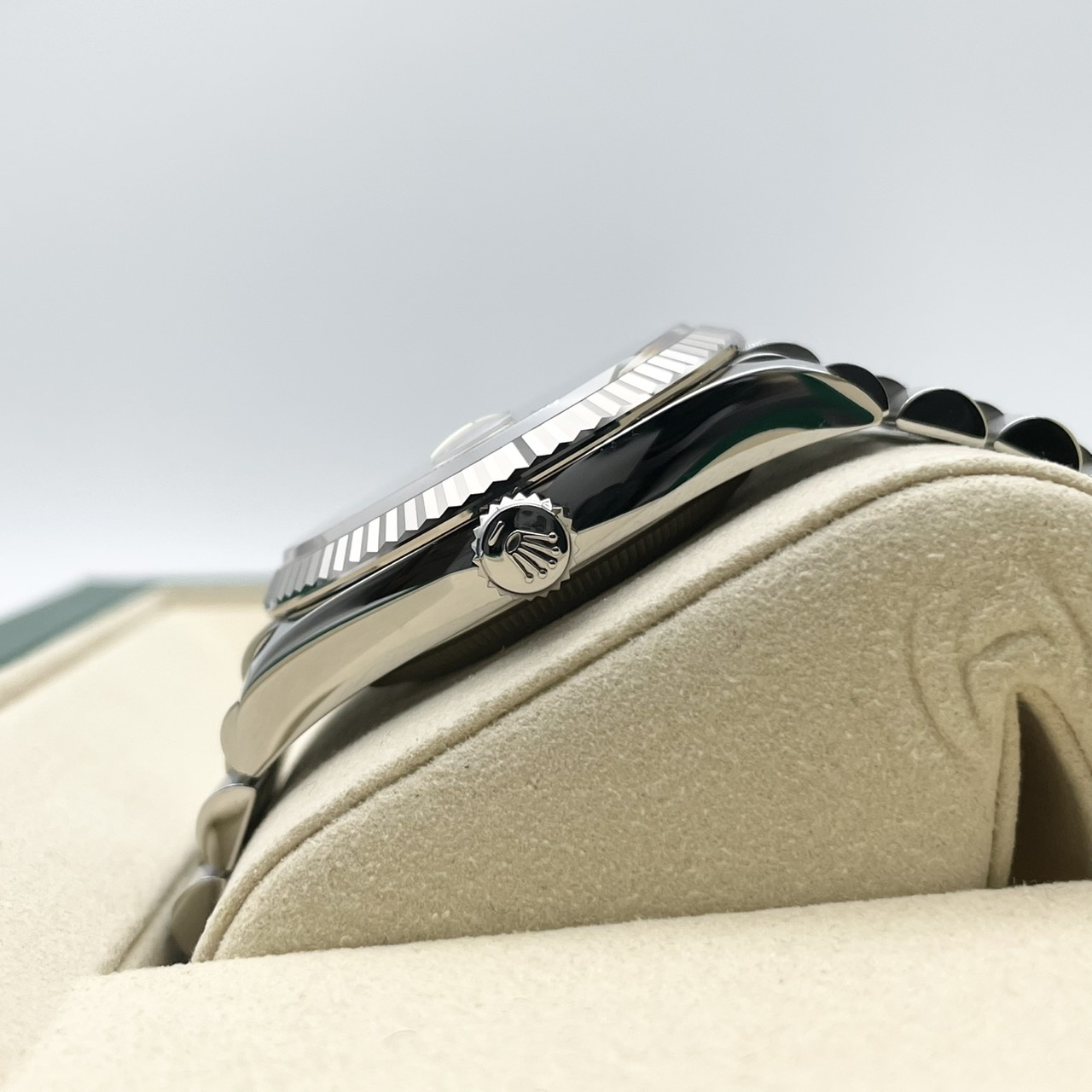 【保証書日付2026年2月！】ロレックス デイトジャスト 126234 Ⅵ・Ⅸダイヤモンド入りシルバー ジュビリーブレス 36mm