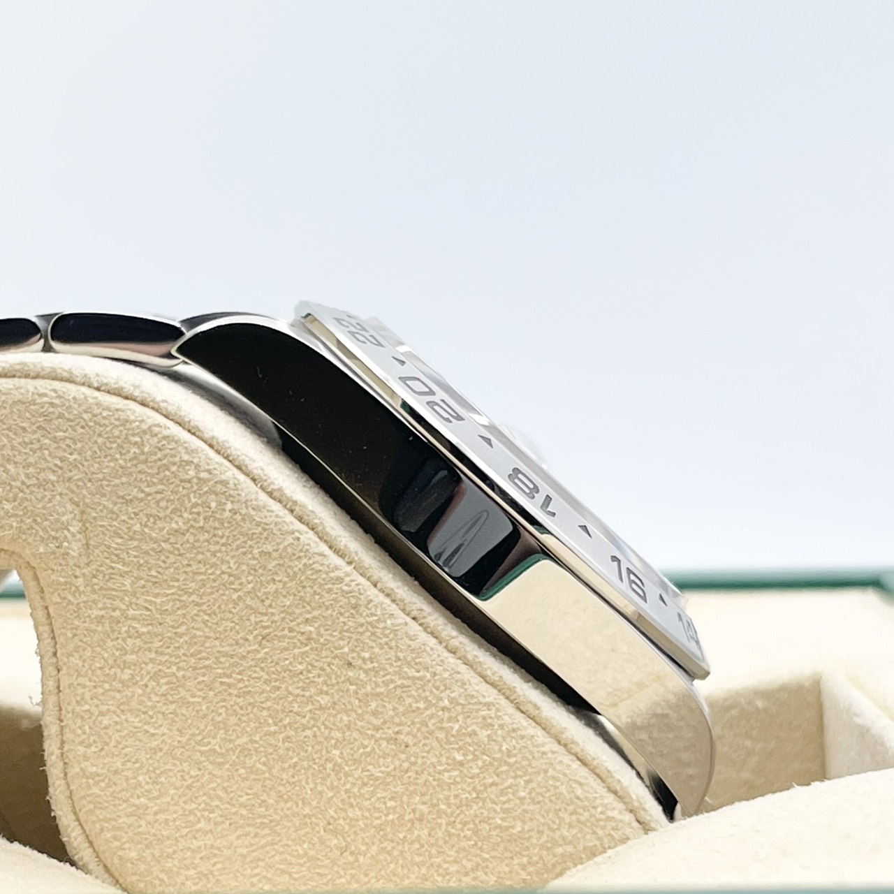 ロレックス エクスプローラーII 226570 ホワイト ステンレススチール 42mm