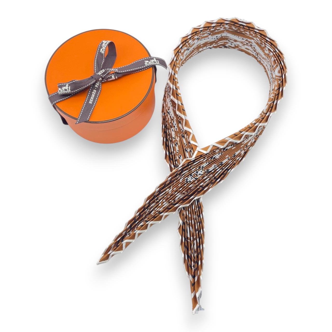 エルメス シルクバンダナ ブリッド・ドゥ・ガラ アルザン シルク100