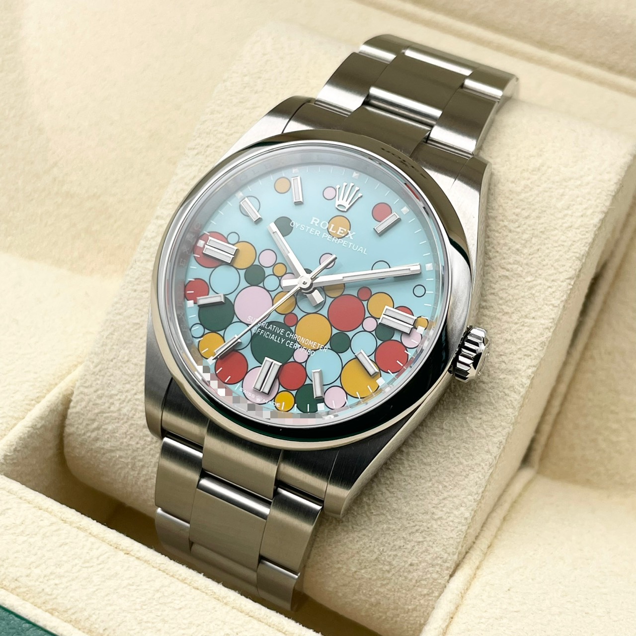 ロレックス オイスターパーペチュアル 126000 オイスターブレスレット セレブレーションモチーフ 36mm