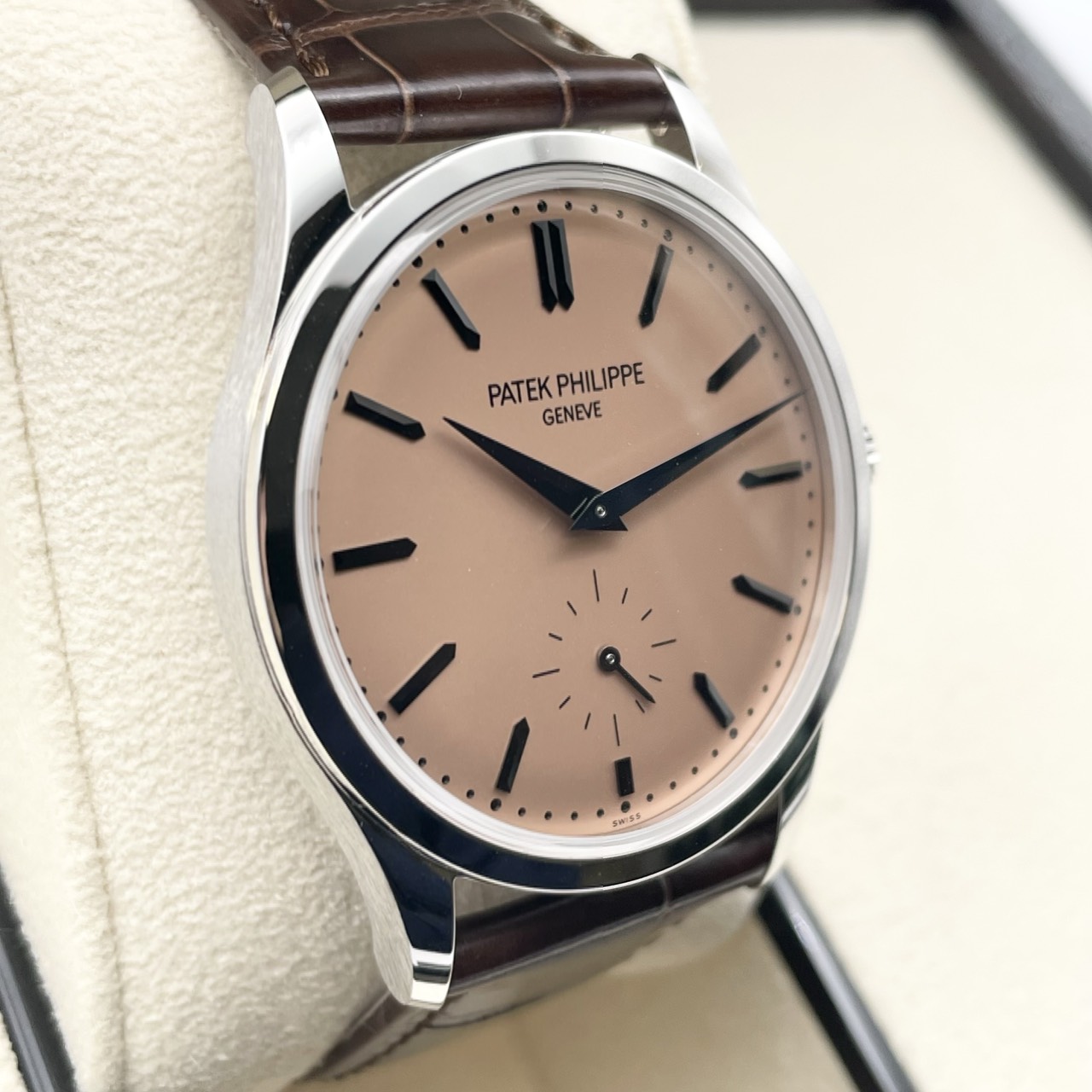 【定価7,550,000円】パテックフィリップ カラトラバ  6196P-001 サーモンピンク プラチナ 38mm