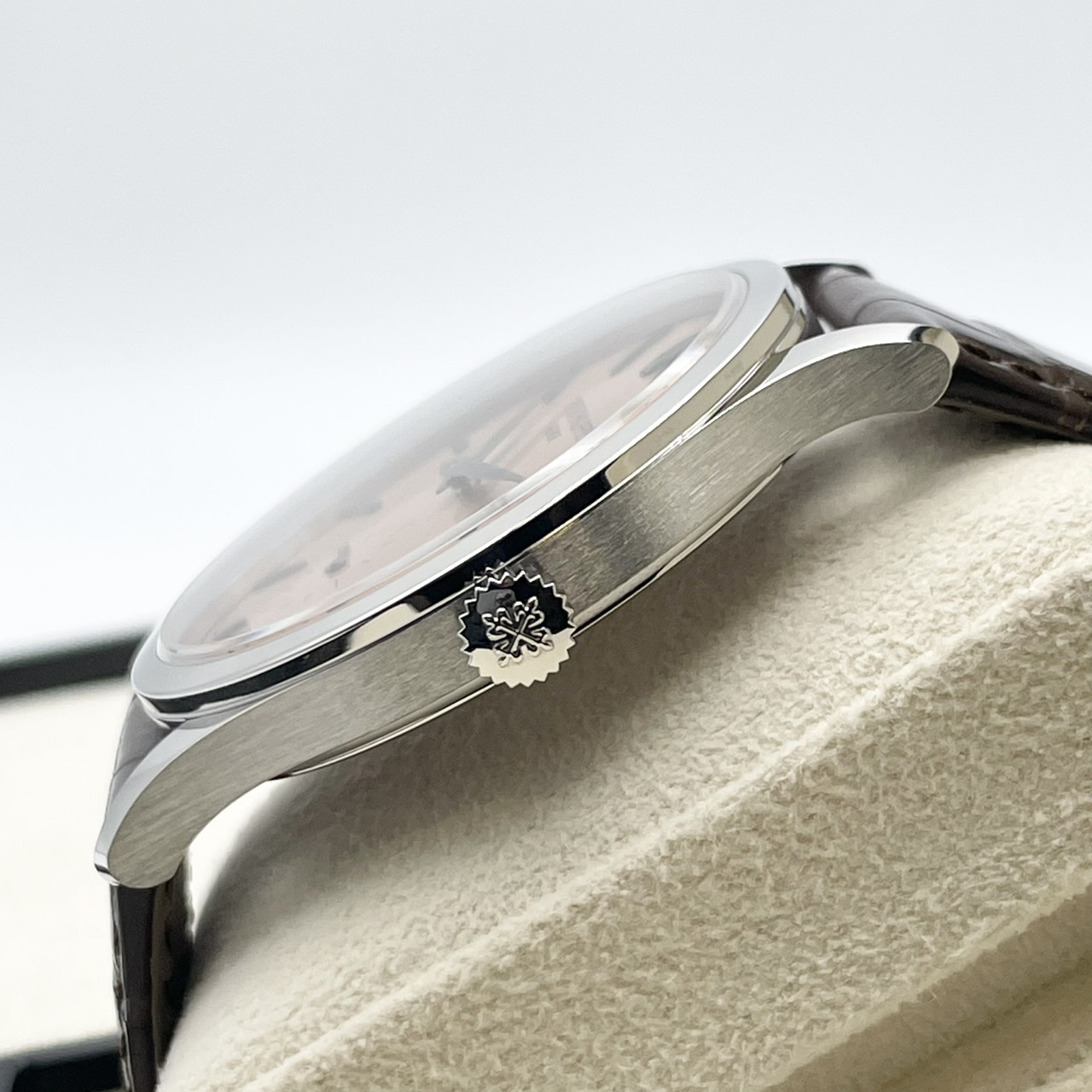 【定価7,550,000円】パテックフィリップ カラトラバ  6196P-001 サーモンピンク プラチナ 38mm