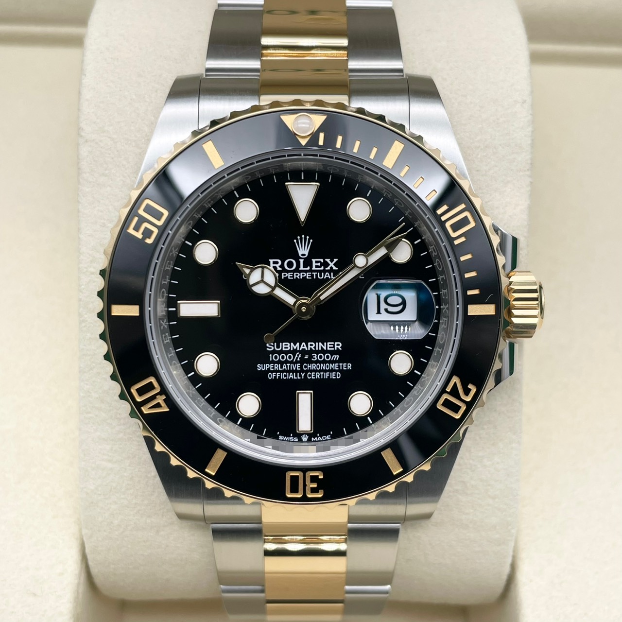 ロレックス サブマリーナーデイト 126613LN ブラック 41mm