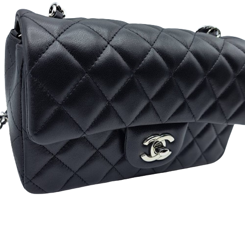 シャネル ミニフラップ ラムスキン A69900 ブラック