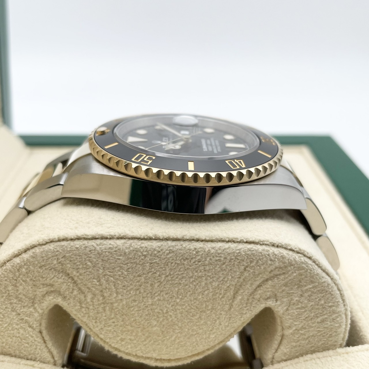 ロレックス サブマリーナデイト 126613LN ブラック ステンレススチール+イエローゴールド 41mm