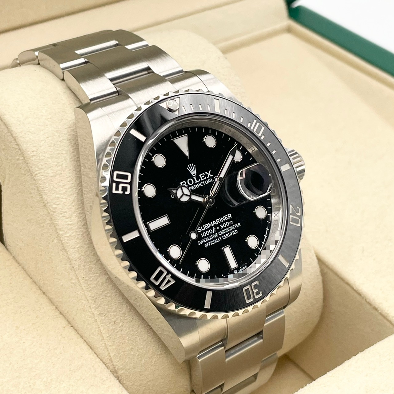 ロレックス サブマリーナーデイト 126610LN ブラック 41mm