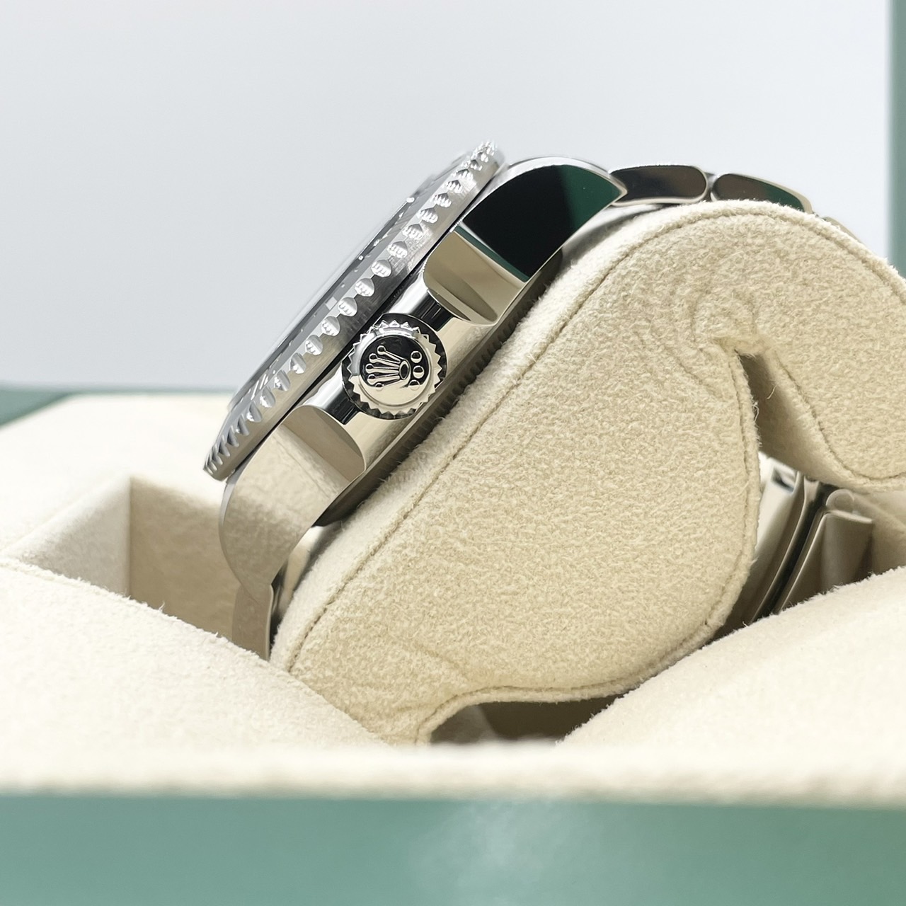 ロレックス シードゥエラー 136660 オイスターブレスレット Dブルー 44mm