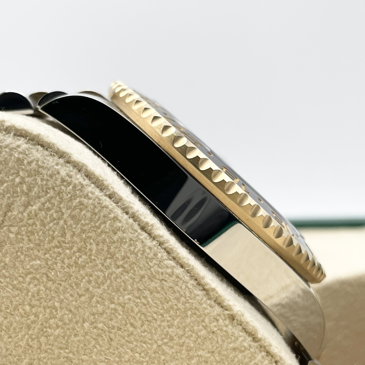 ロレックス GMTマスターII 126713GRNR ジュビリーブレス 40mm