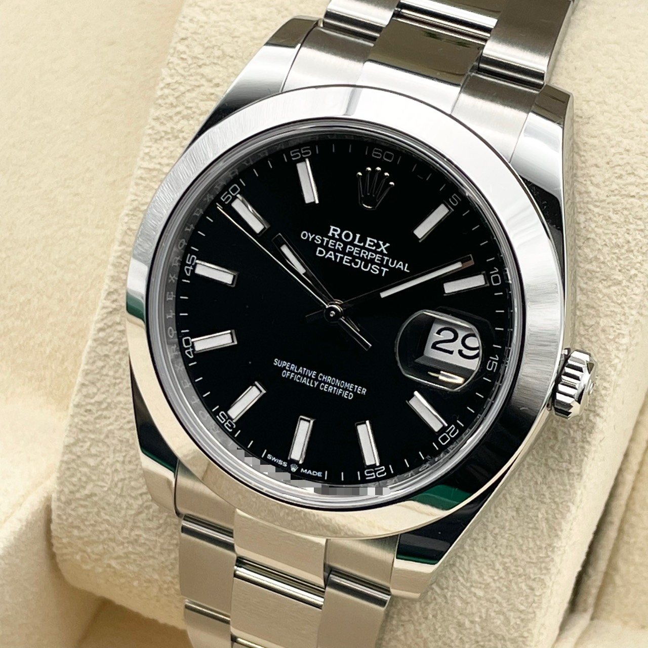 ロレックス デイトジャスト 126300 ブラック オイスターブレスレット 41mm