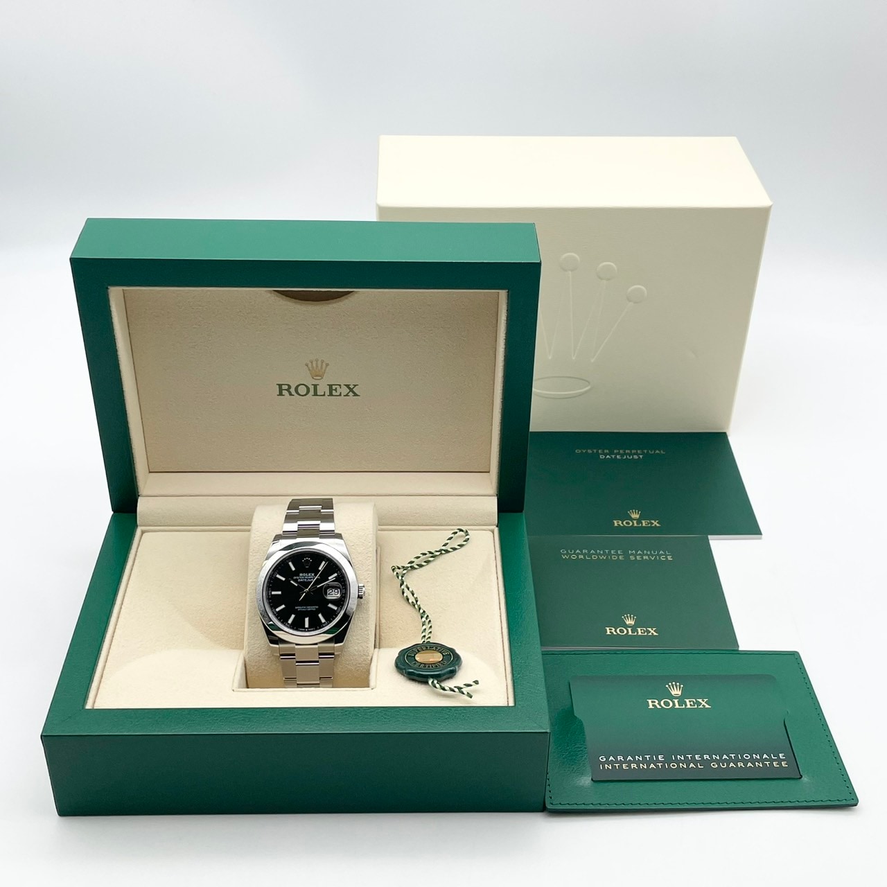 ロレックス デイトジャスト 126300 ブラック オイスターブレスレット 41mm