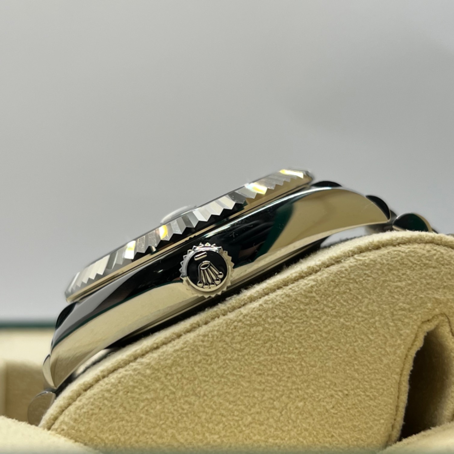 ロレックス スカイドゥエラー 336934 ブラック 42mm