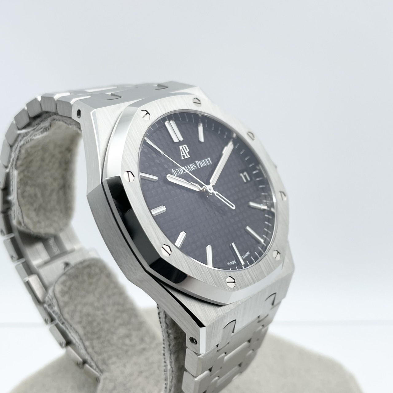 オーデマピゲ ロイヤルオーク 15500ST.OO.1220ST.03 ブラック 41mm