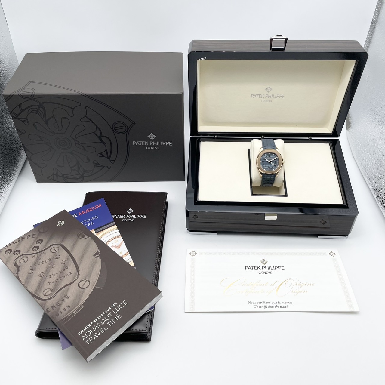 【2025年6月ギャラ付き！】パテックフィリップ アクアノート 5269R-001 ブルー 38.8mm