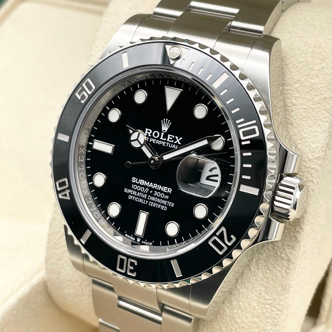 ロレックス サブマリーナーデイト 126610LN ブラック 41mm