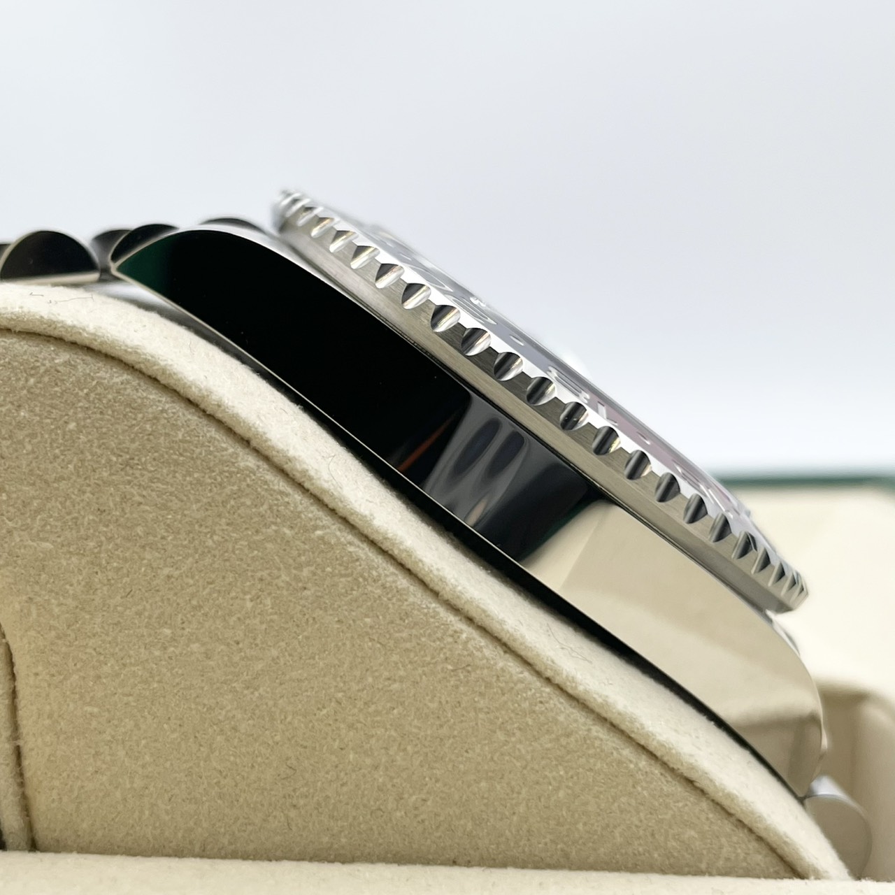 ロレックス GMTマスターII 126710BLRO  ジュビリーブレスレット ブラック 40mm