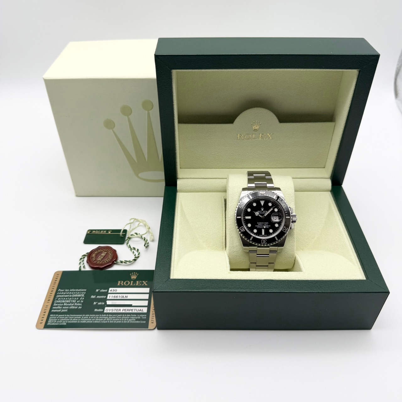 ロレックス サブマリーナ デイト 116610LN ブラック オイスターブレスレット 41mm