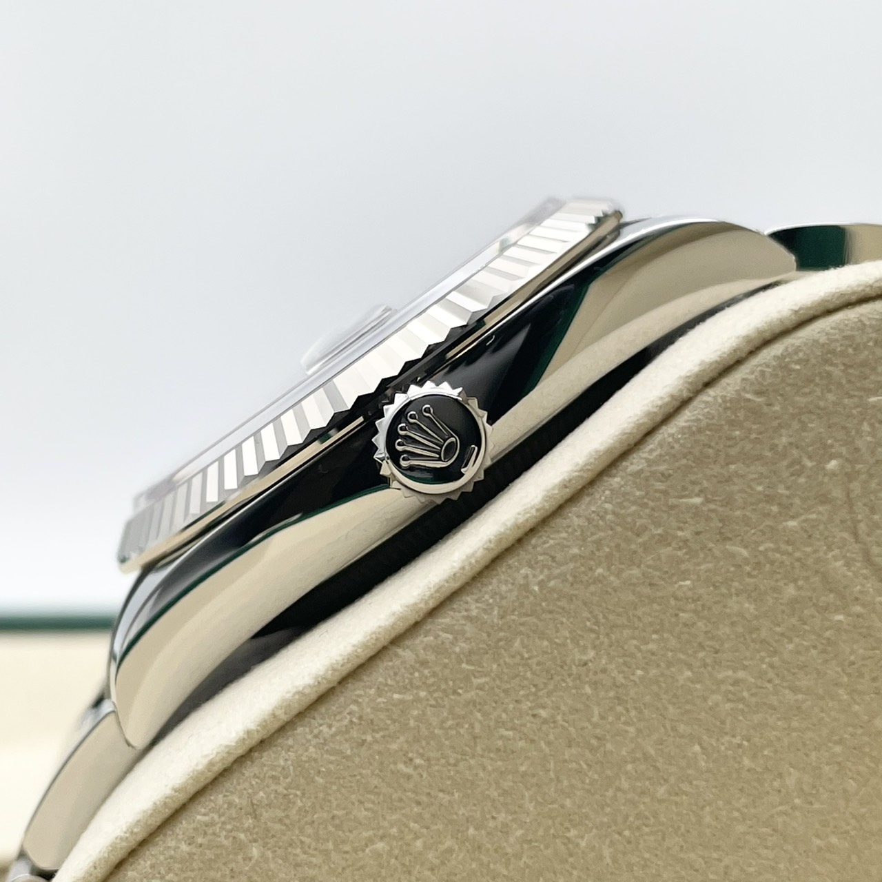 【保証書日付2026年1月！】 ロレックス デイトジャスト 126234 ブライトブルー 36mm