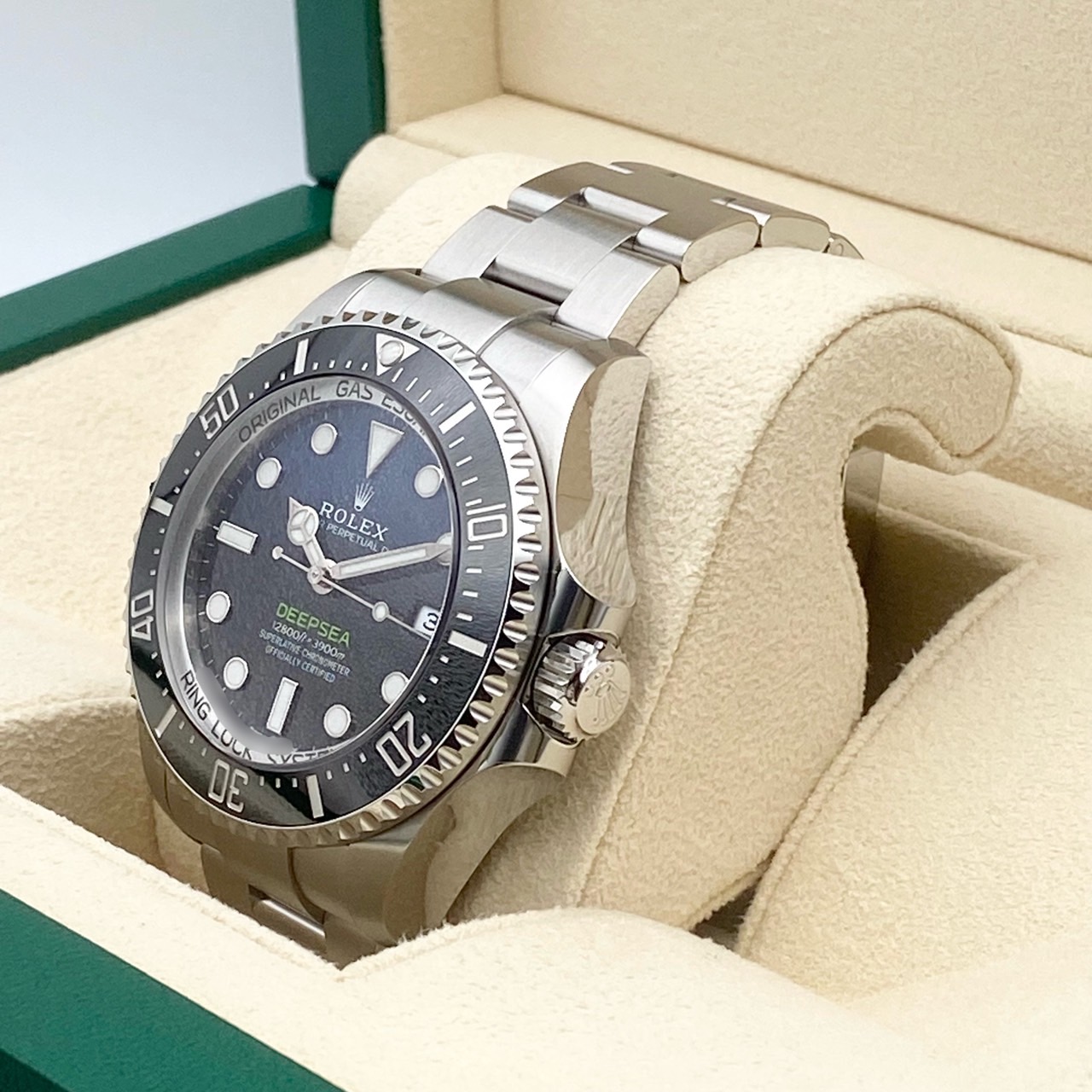 ロレックス ROLEX ディープシー 136660 2024年モデル
