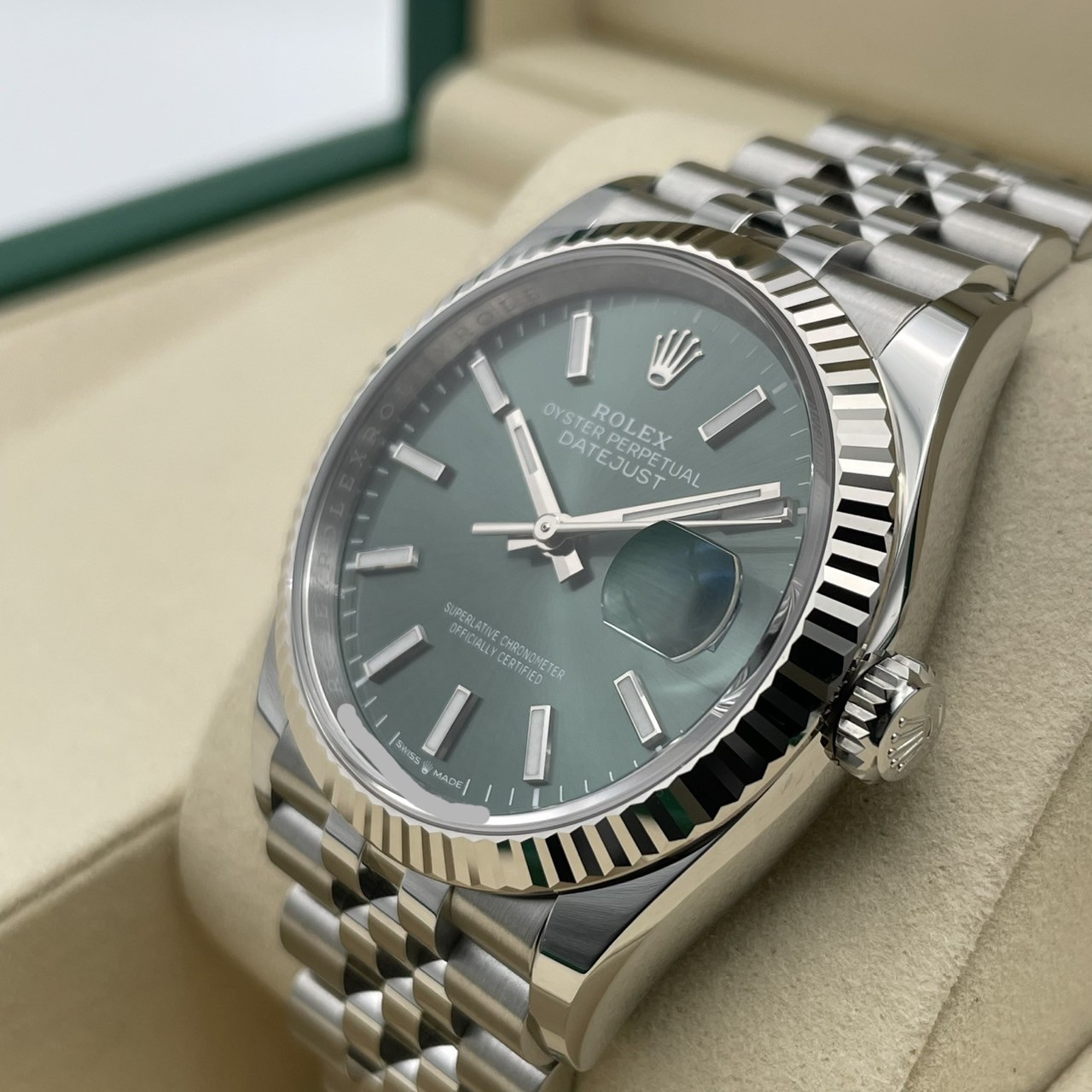ロレックス デイトジャスト 126234 ミントグリーン ジュビリーブレス 36mm