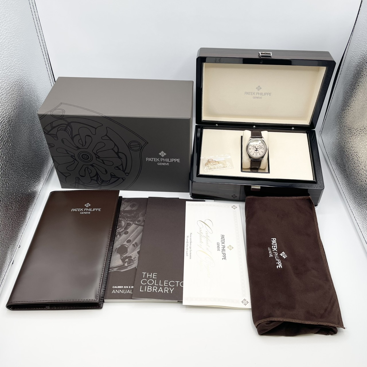 パテックフィリップ コンプリケーション アニュアルカレンダー 5146G-001 ホワイトゴールド アイボリー 39ｍｍ