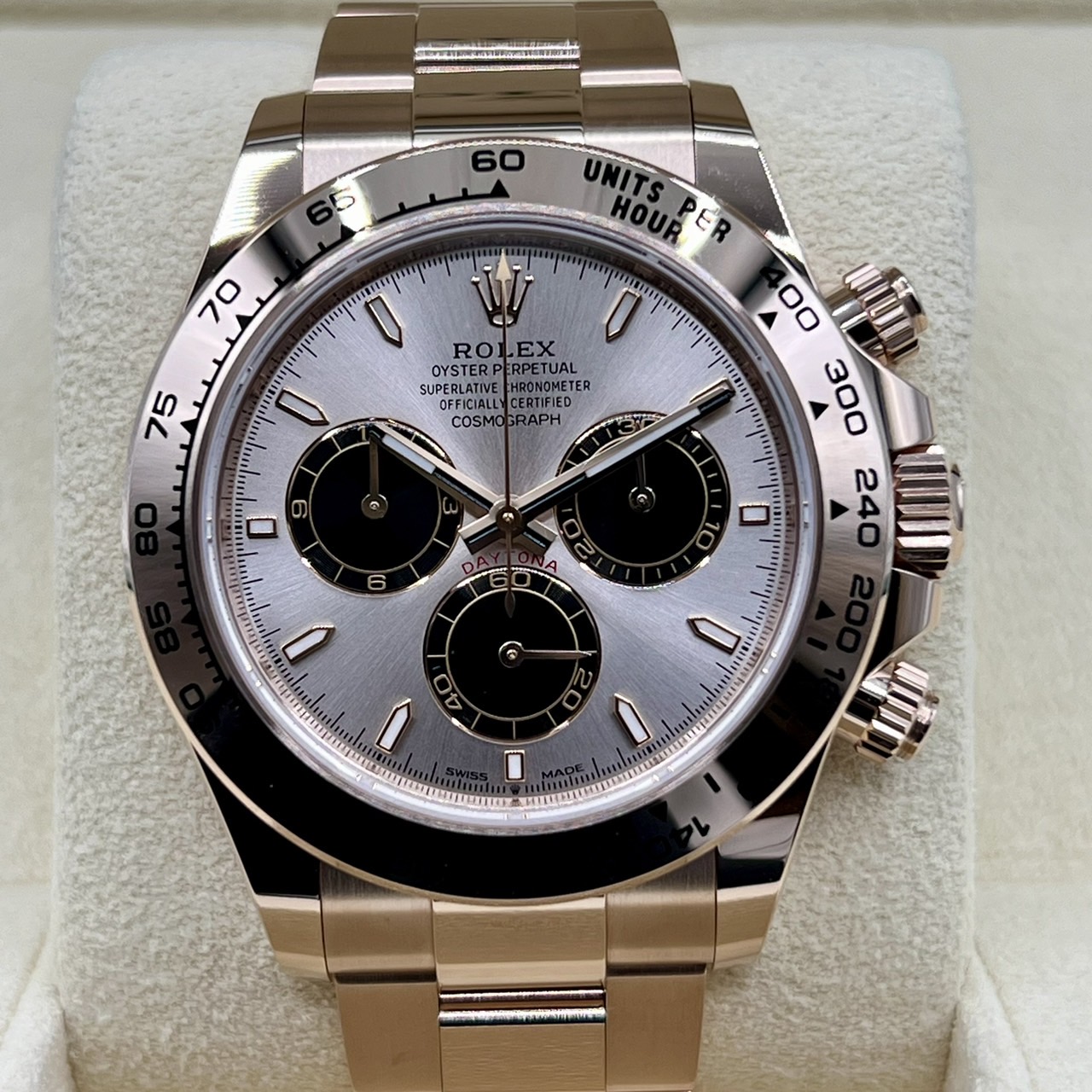 ロレックス デイトナ 126505 サンダスト＆ブライトブラック 40mm