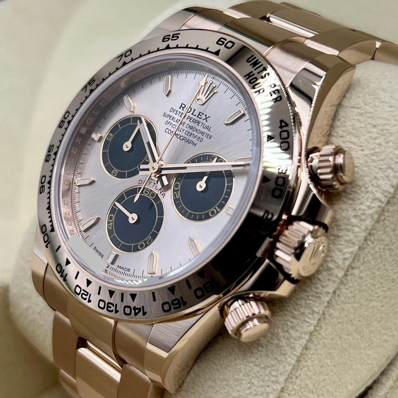 ロレックス デイトナ 126505 サンダスト＆ブライトブラック 40mm