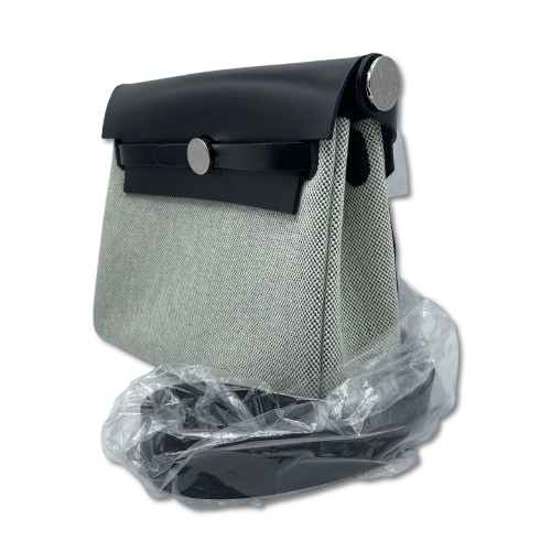 エルメス エールバッグ ジップ ミニ 20 ノワール トワルアッシュ