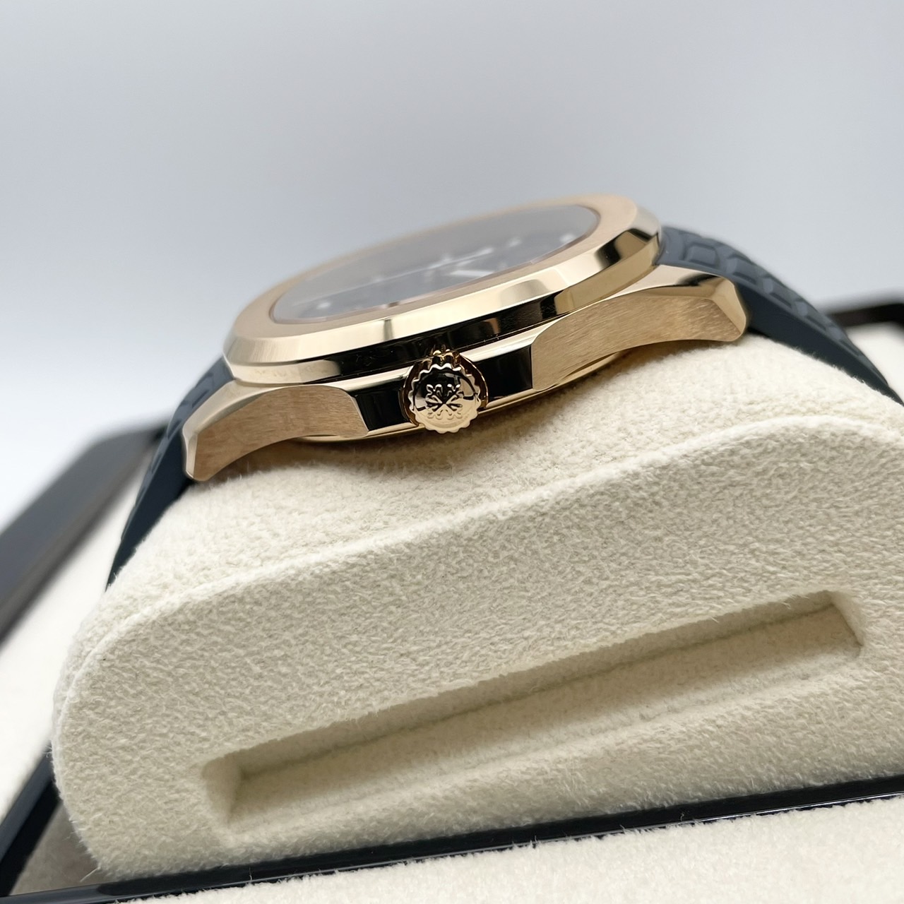 【2024年新作！保証書付属！】パテックフィリップ アクアノート 5269R-001 ブルー 38.8mm