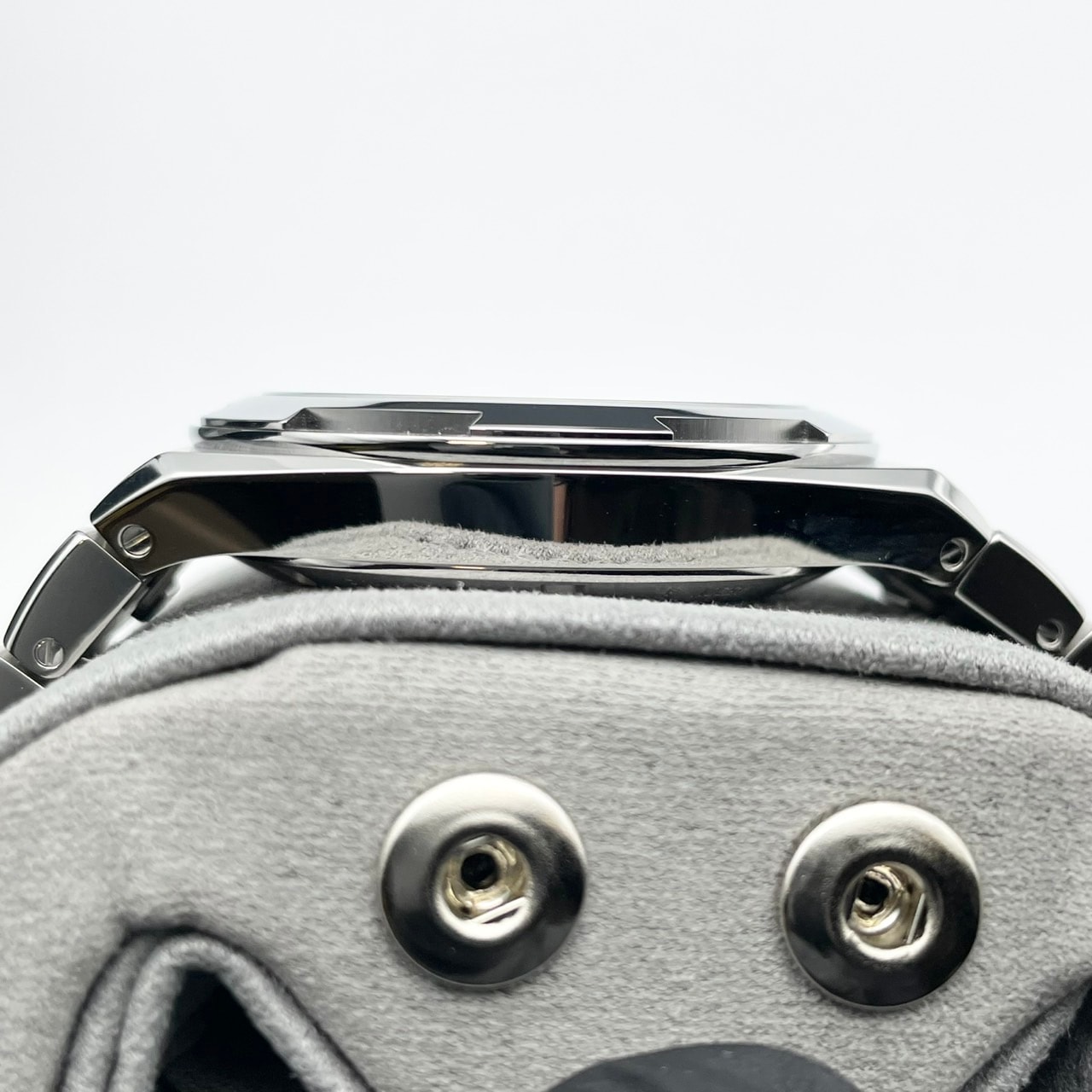 ヴァシュロンコンスタンタン オーヴァーシーズ 4520V/210A-B128 ステンレススチール ブルー 41mm