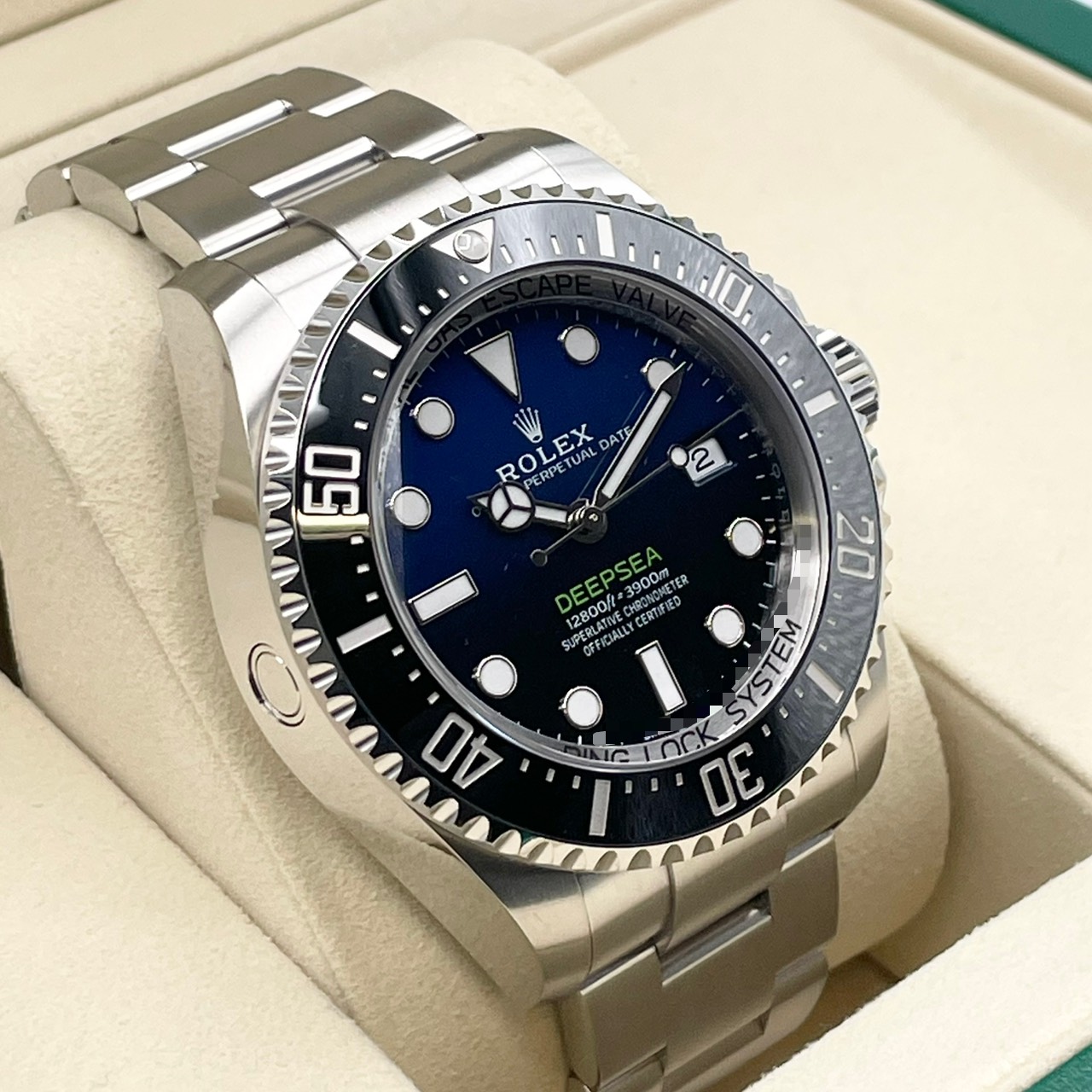 ロレックス ディープシー 136660 ステンレススチール Dブルー 44mm