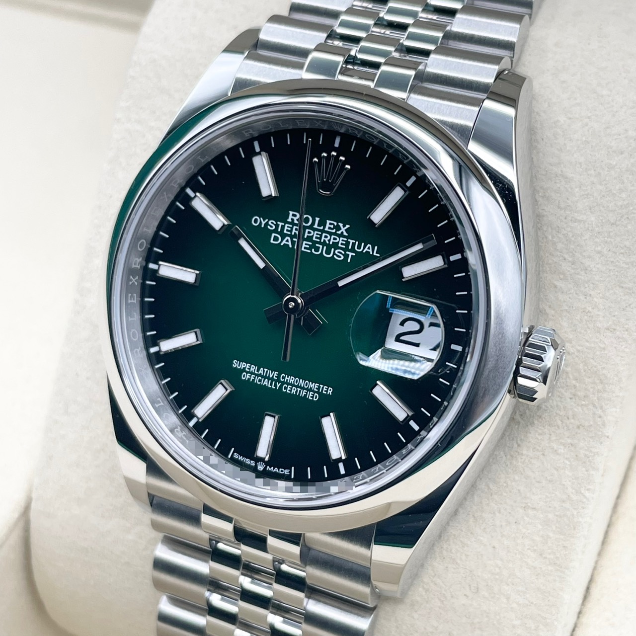 ロレックス デイトジャスト 126200 グリーンオンブレ ジュビリーブレス 36mm
