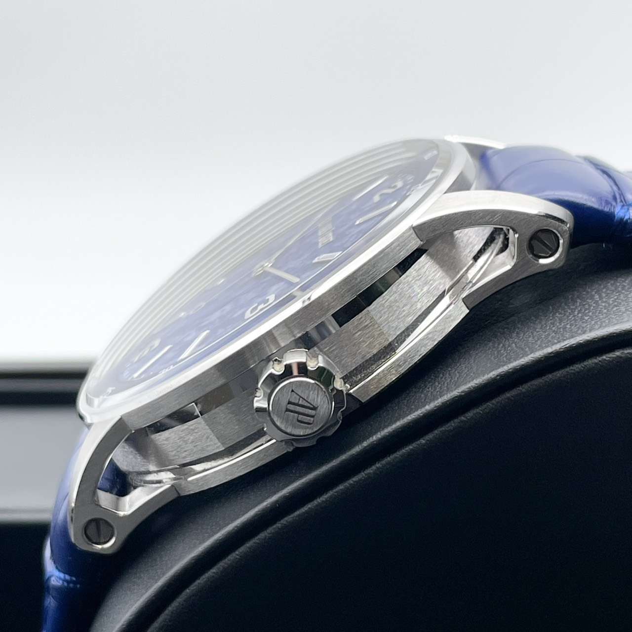 オーデマピゲ CODE 11.59 バイ オーデマ ピゲ オートマティック ソーダライト 15210BC.OO.A021CR.01 8Pバケットダイヤ 41mm