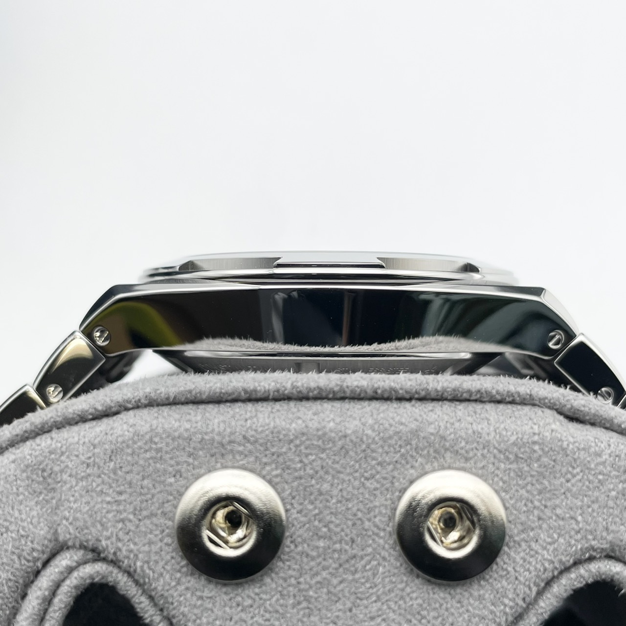 ヴァシュロンコンスタンタン オーヴァーシーズ・クロノグラフ 5520V/210A-B148 42.5mm