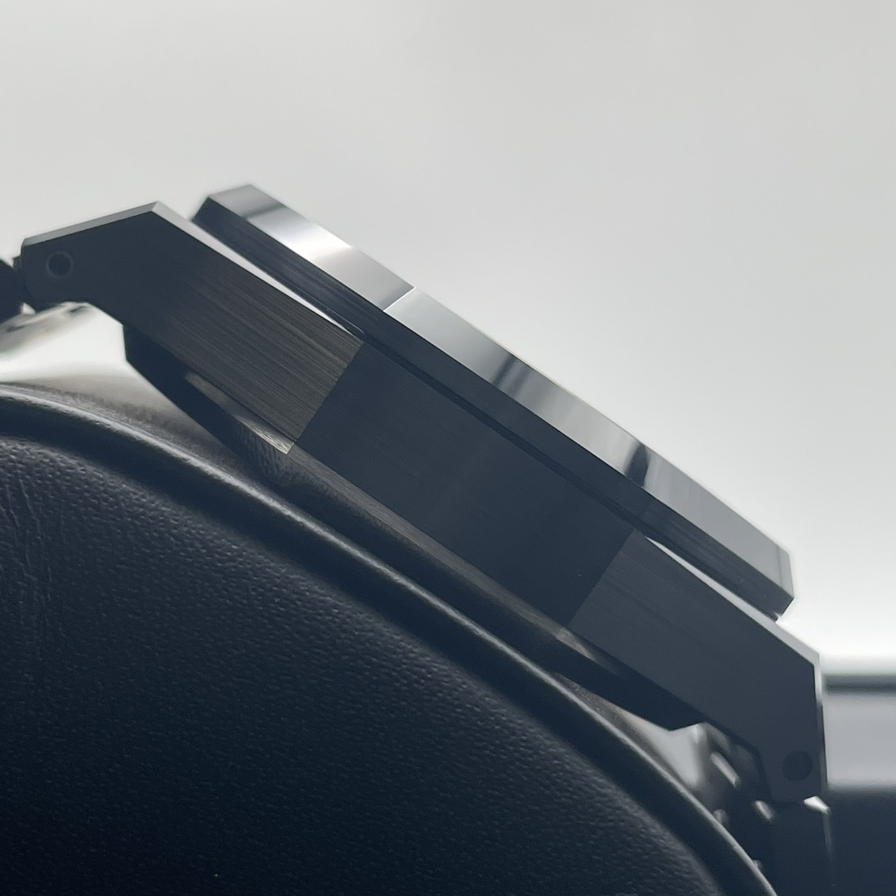 オーデマピゲ ロイヤルオーク 26240CE.OO.1225CE.02 ブラック ブラックセラミック 41mm