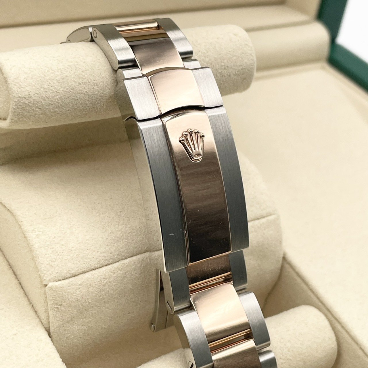 ロレックス デイトジャスト 126301 サンダスト オイスターブレス 41mm