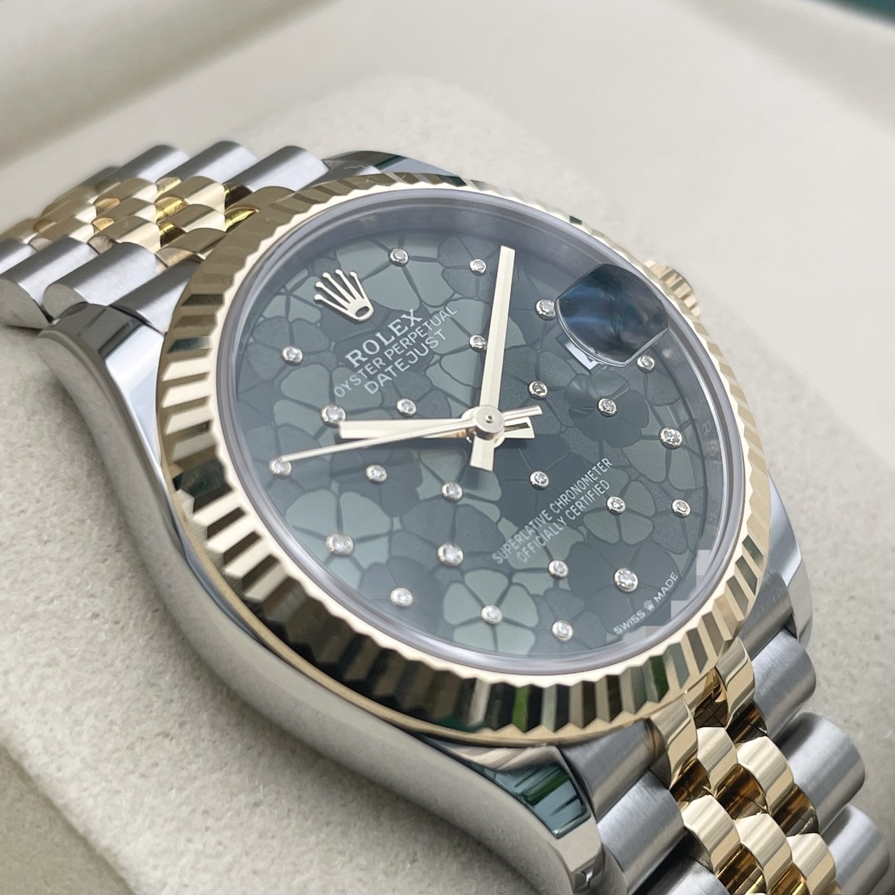 【2025年7月ギャラ！】ロレックス デイトジャスト 278273 オリーブグリーンフローラルモチーフ 31mm