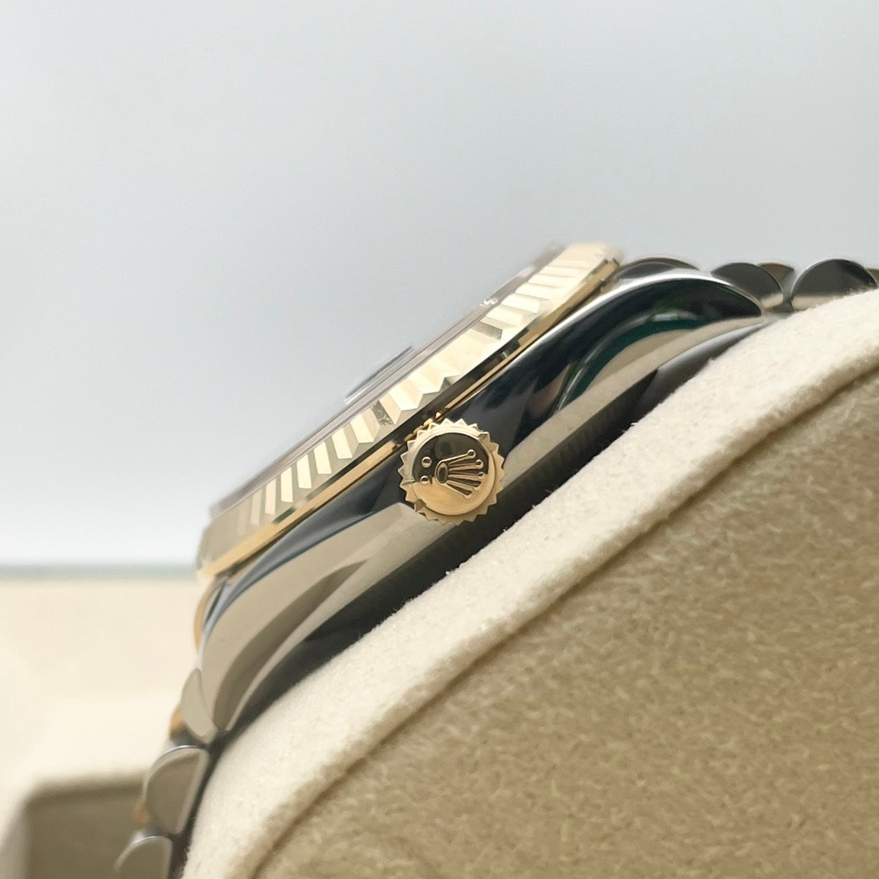 【2025年7月ギャラ！】ロレックス デイトジャスト 278273 オリーブグリーンフローラルモチーフ 31mm