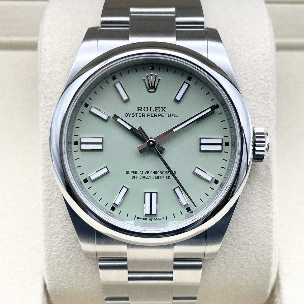 ロレックス オイスターパーペチュアル 134300 ピスタチオグリーン 41mm