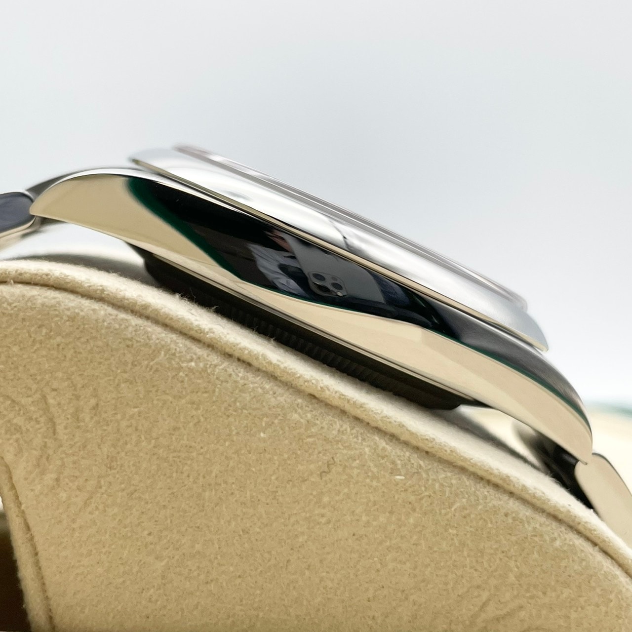 ロレックス オイスターパーペチュアル 134300 ピスタチオグリーン 41mm