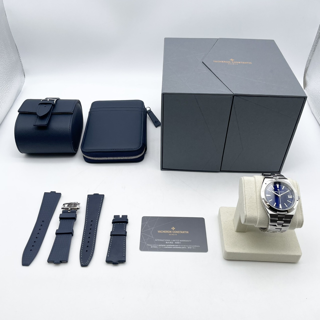 ヴァシュロンコンスタンタン オーヴァーシーズ 4520V/210A-B128 ブルー 41mm