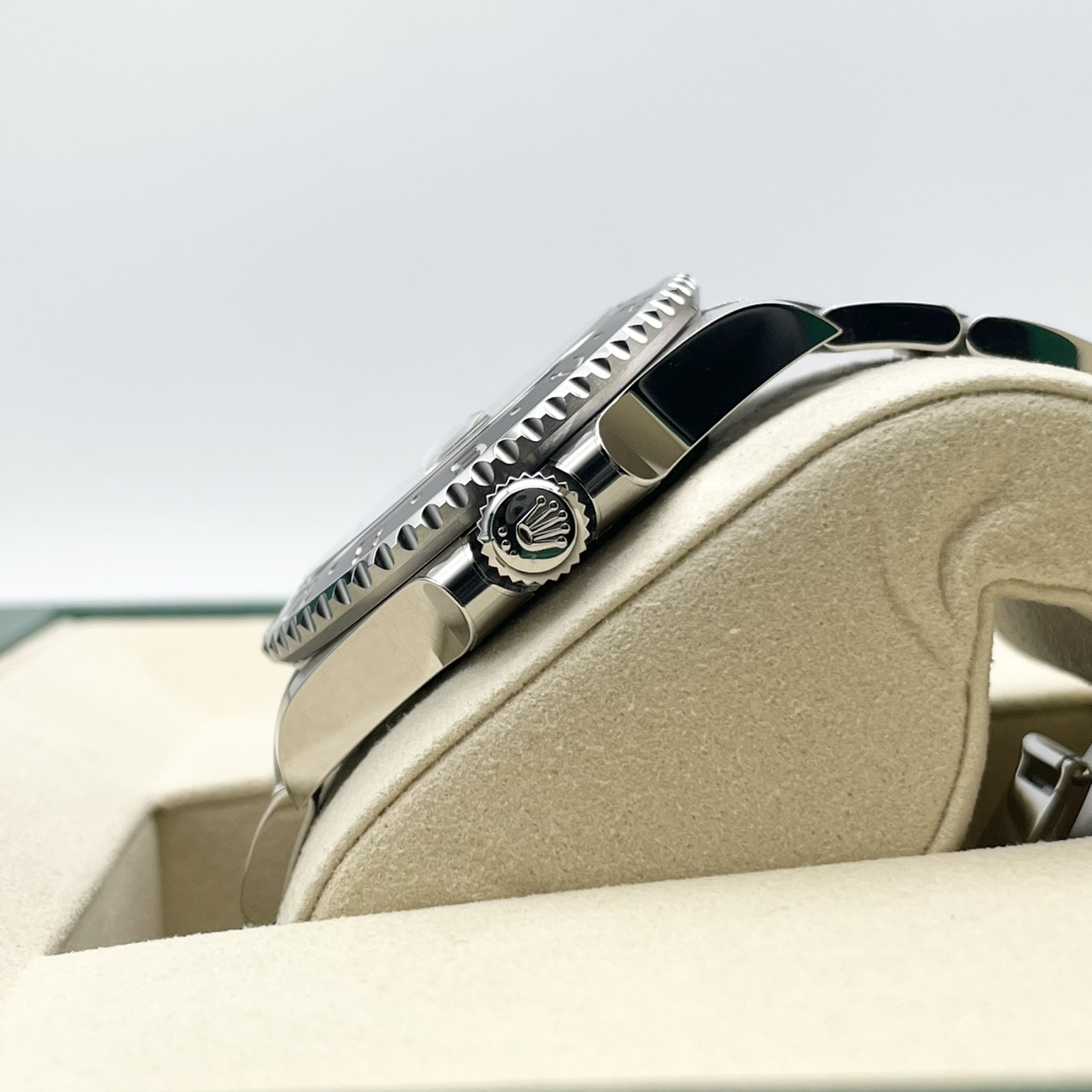 ロレックス GMTマスターII 126710GRNR ブラック オイスターブレスレット 40mm