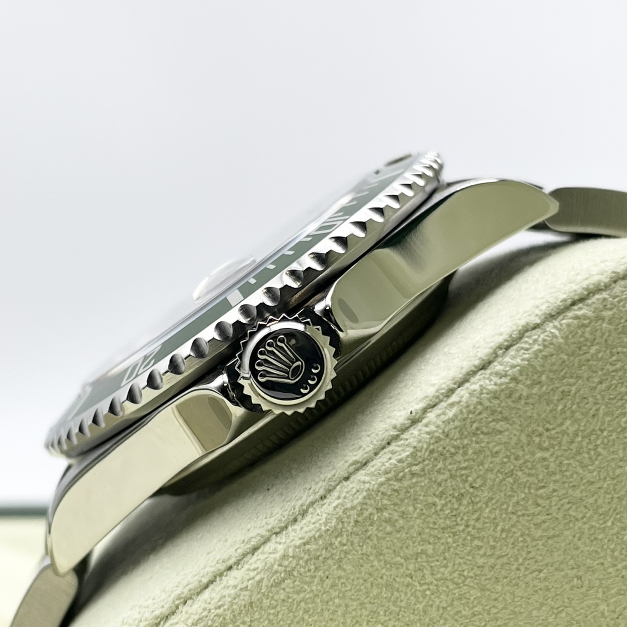 【Z番！箱保証書完備】ロレックス サブマリーナデイト 16610LV ブラック 40mm