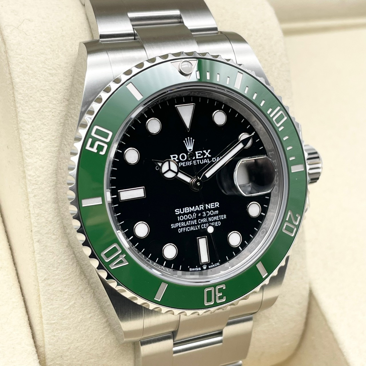 ロレックス サブマリーナ デイト 126610LV ブラック 41mm